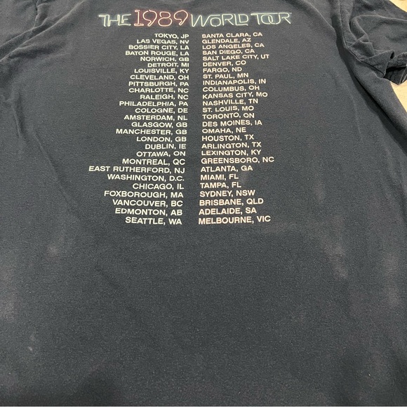 Taylor Swift 1989 Tour Shirt Size Small - Picture 3 of 9